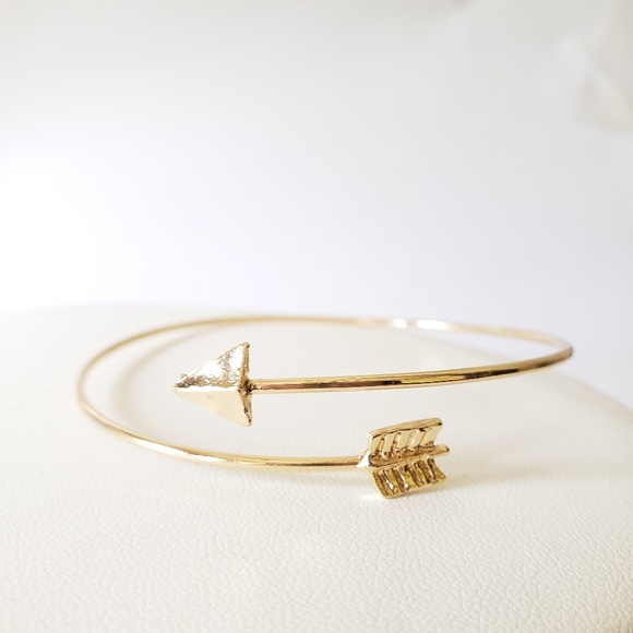 Arrow Bangle - Picture 2 of 2